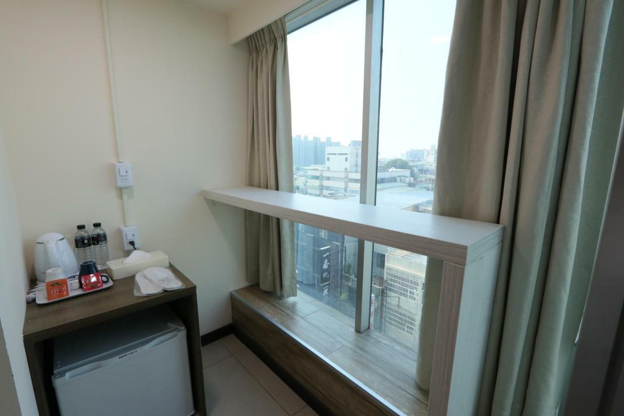 Yi Dian Yuan Hotel Zhongli Exterior foto